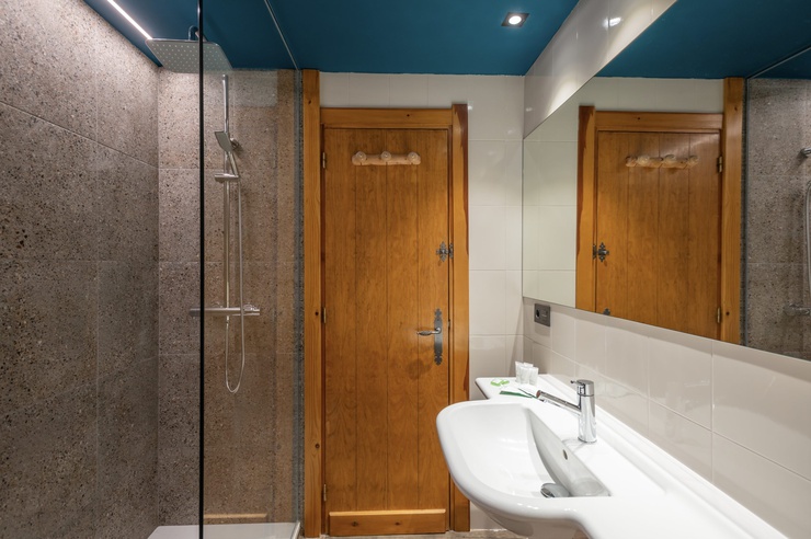Junior suite ushuaia the mountain hotel arinsal Junior suite ushuaia the mountain hotel arinsal