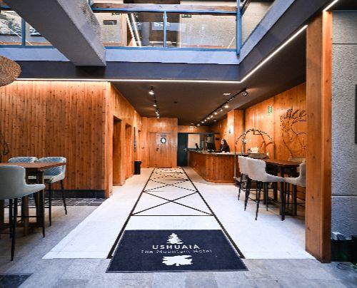 Recepció 24 hores Ushuaia The Mountain Hotel Arinsal Recepció 24 hores Ushuaia The Mountain Hotel Arinsal
