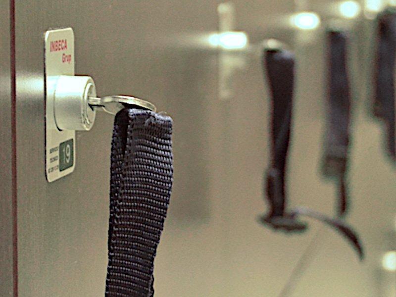 Guardaesquís gratuït Ushuaia The Mountain Hotel Arinsal Guardaesquís gratuït Ushuaia The Mountain Hotel Arinsal